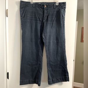 Trouser style bootcut Jean